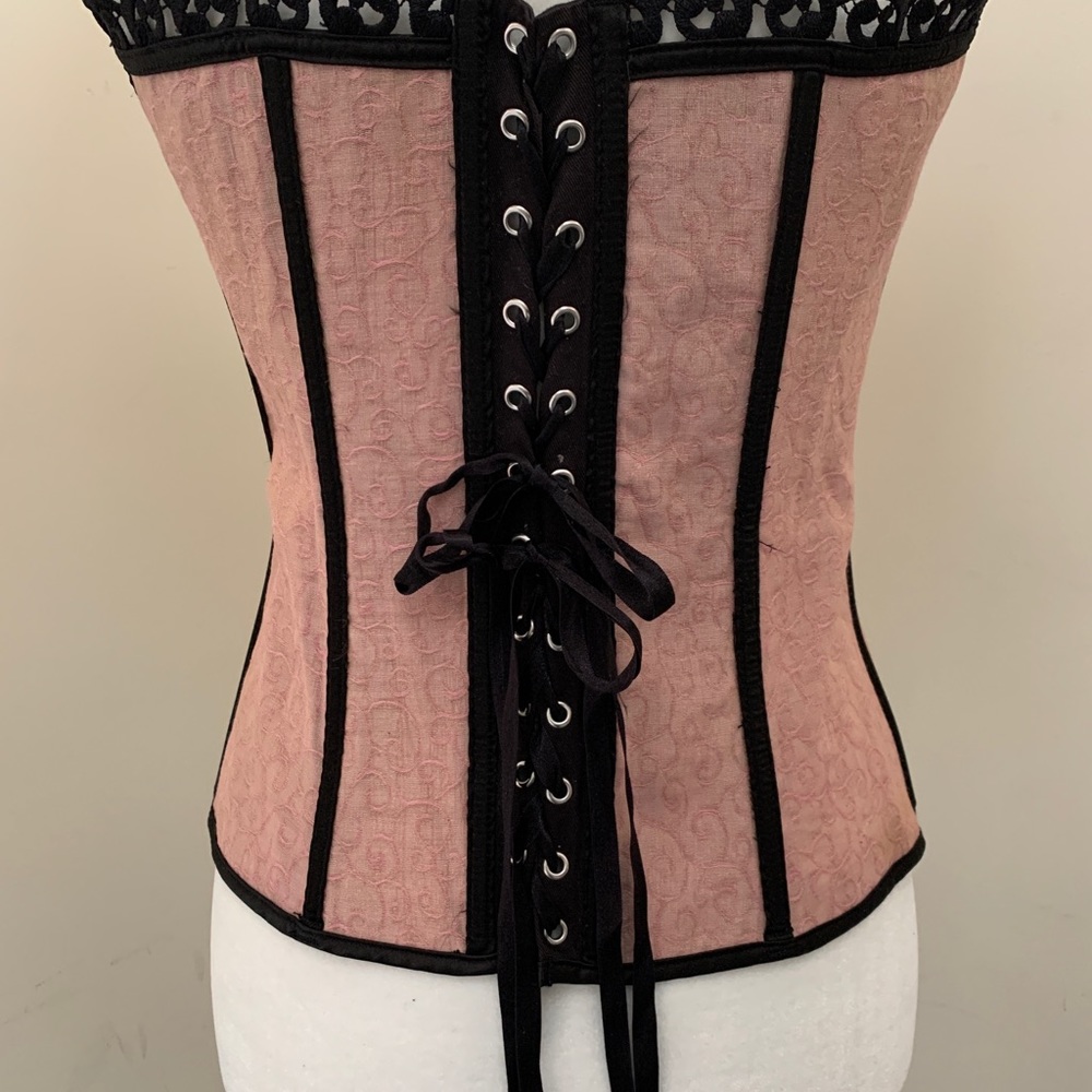 Vintage Corset - Picture 3 of 6